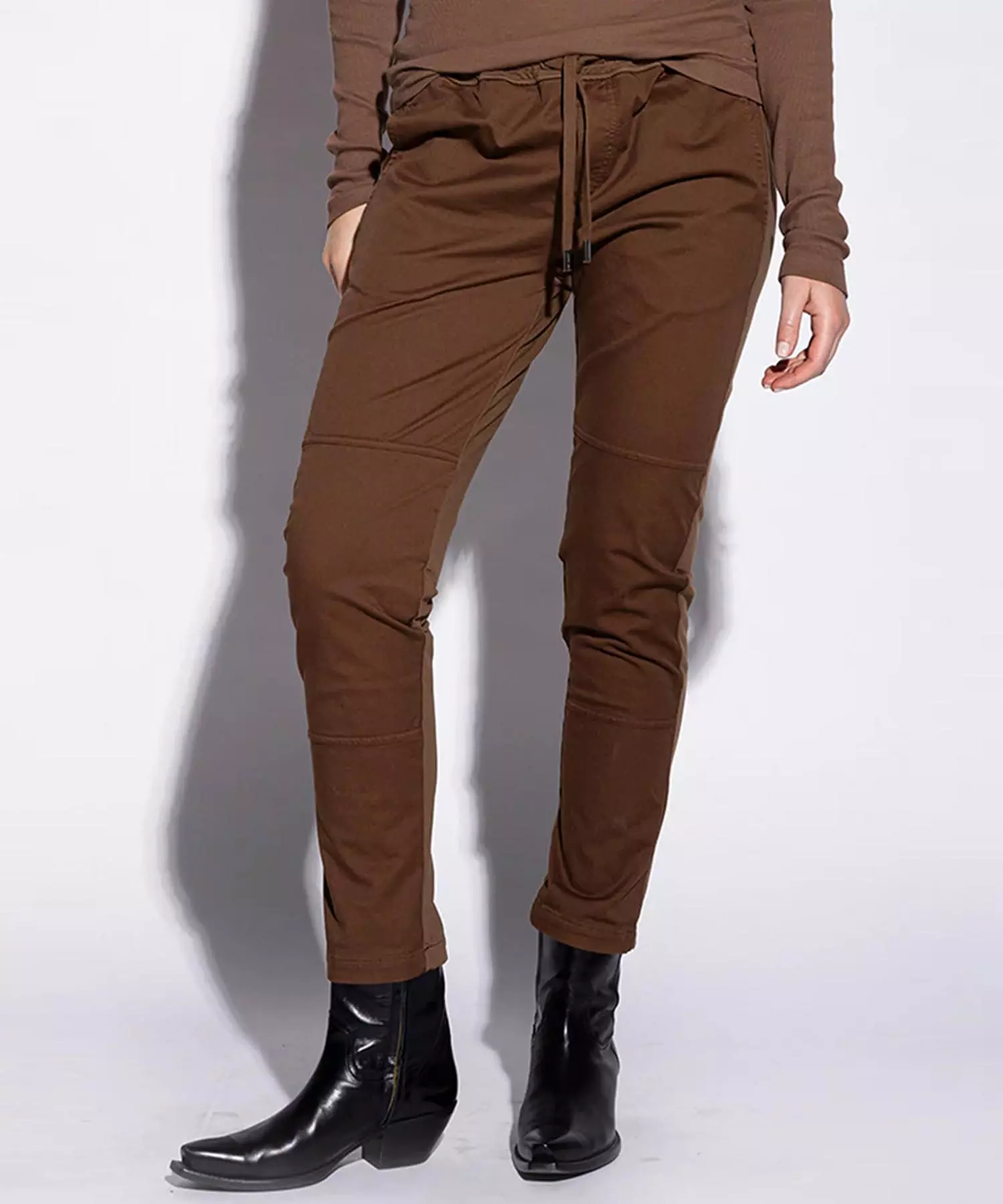 Hose You Two im Materialmix in toffee