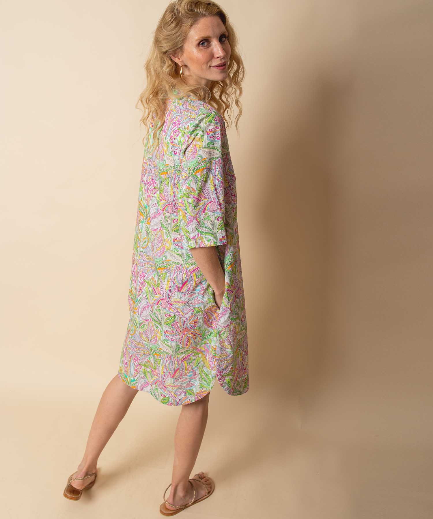 Emily van den Bergh Sommerkleid aus reiner Baumwolle mit Multicolour Print | Modehaus Wörmann