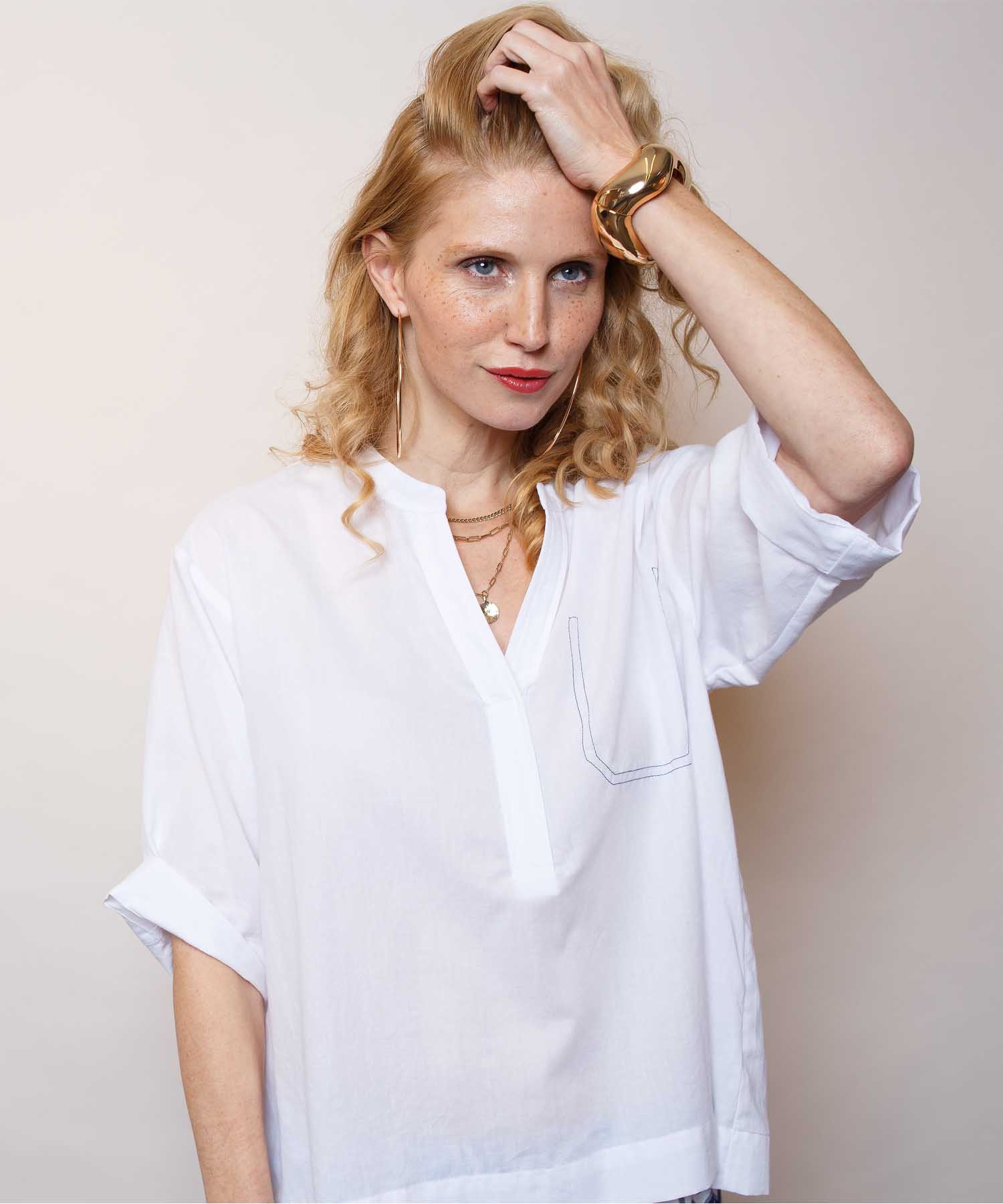 Emily van den Bergh lässige Shirtbluse