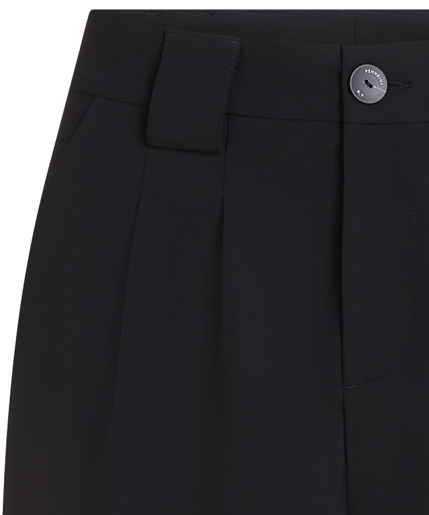 Penn and Ink Shorts aus Reisequalität in schwarz