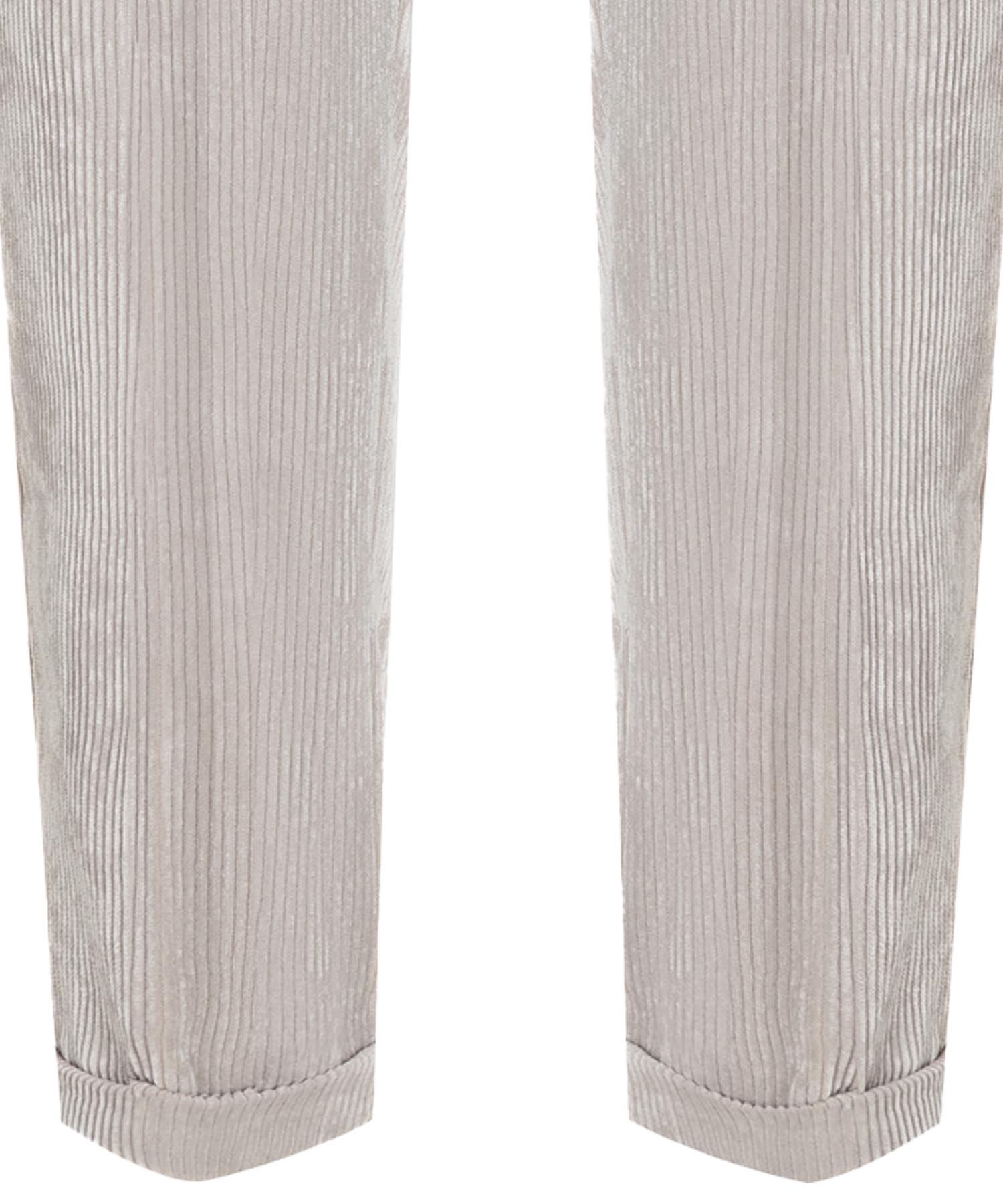 Cambio supersofte Cordhose im Modell Krystal