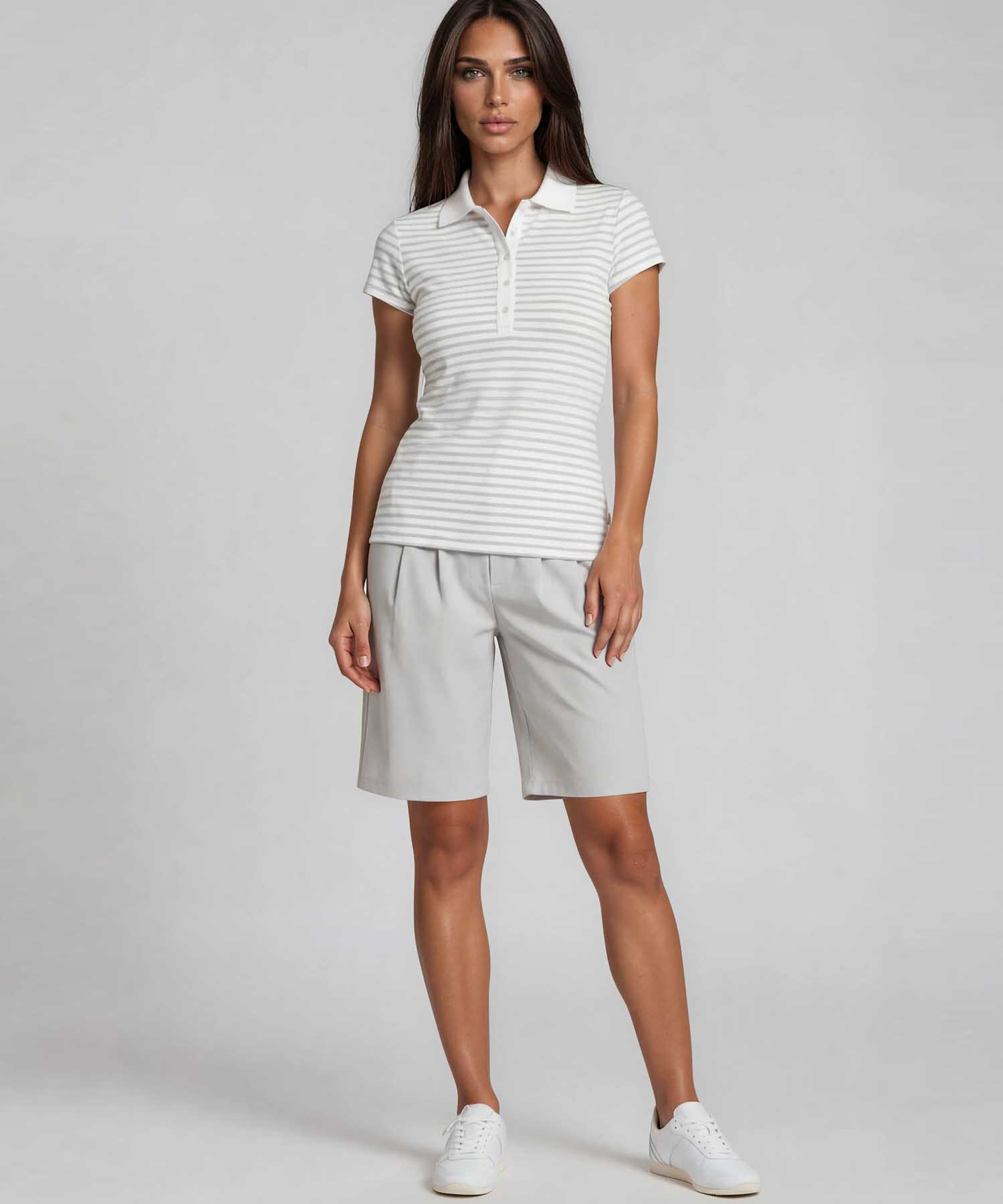 PENN&INK N.Y Shorts aus Reisequalität in kreide