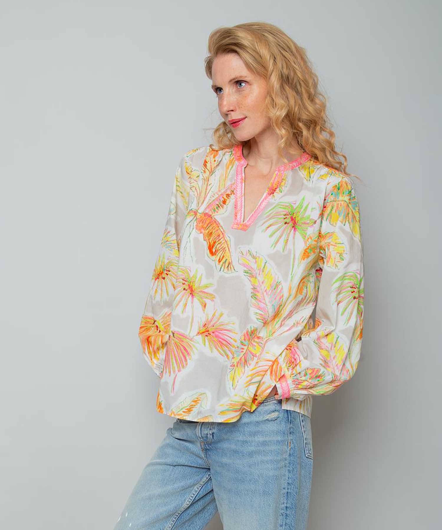 Emily van den Bergh Shirtbluse aus reiner Baumwolle mit Blätterprint | Modehaus Wörmann