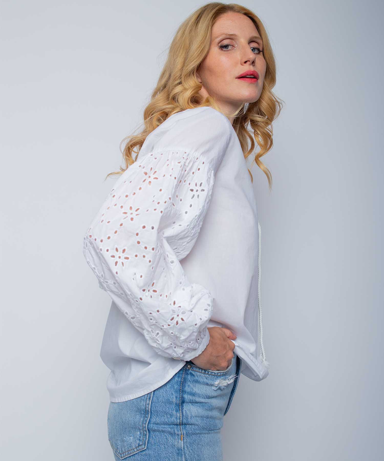 Emily van den Bergh Bluse mit Stickerei in weiss