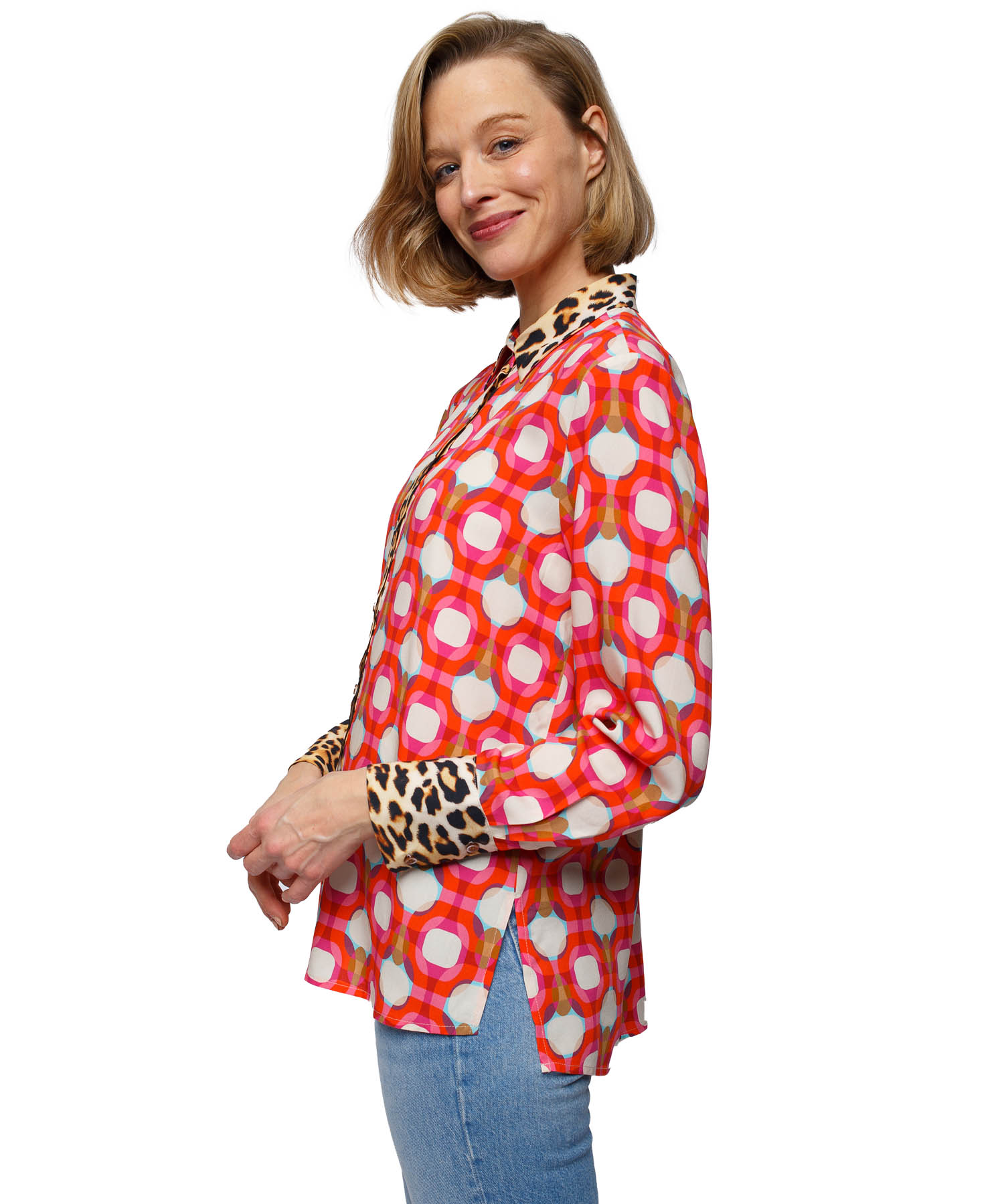 Emily van den Bergh coole Bluse mit Leo Patch