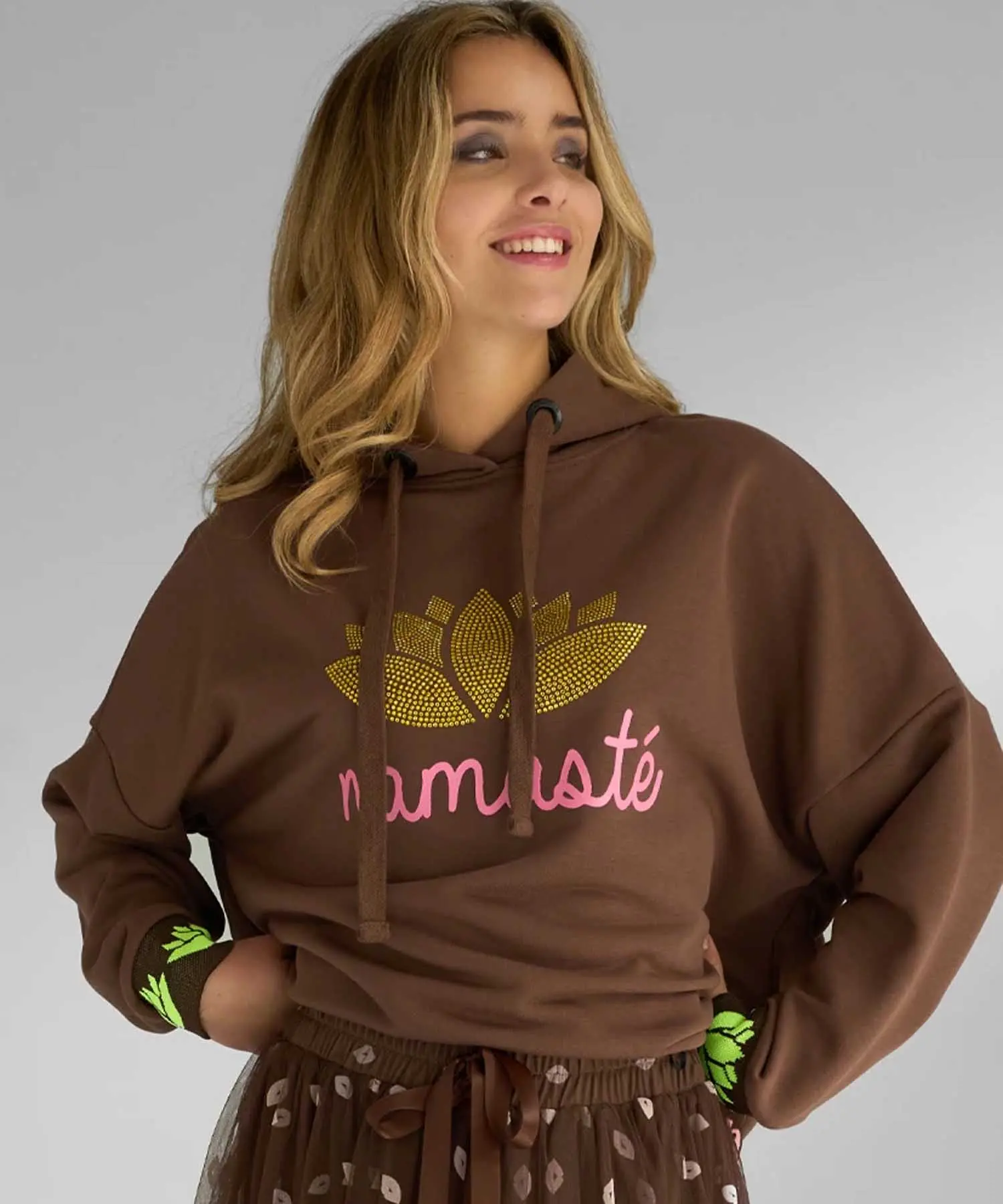 Miss Goodlife Hoodie Namasté Strass in braun
