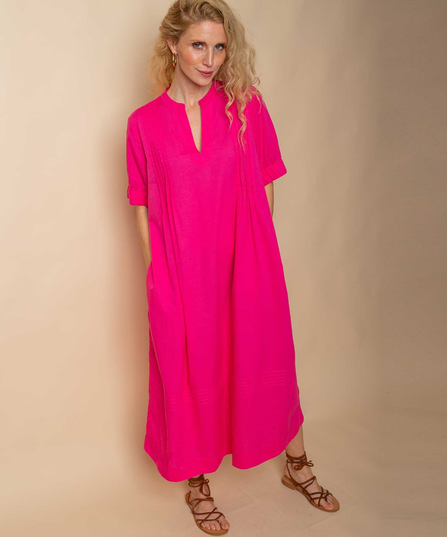Emily van den Bergh Sommerkleid aus Baumwolle in leuchtendem Magenta | Modehaus Wörmann