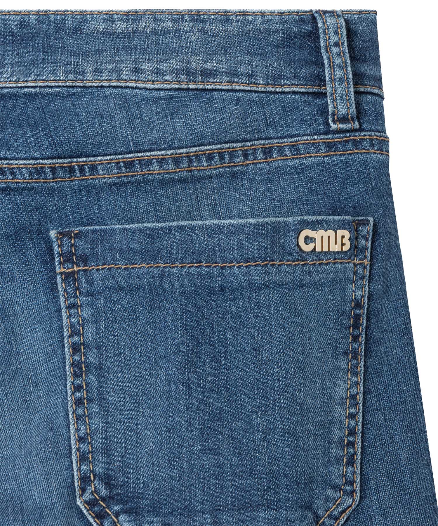 Cambio flared Jeans Amara in feminine contrast | Modehaus Wörmann