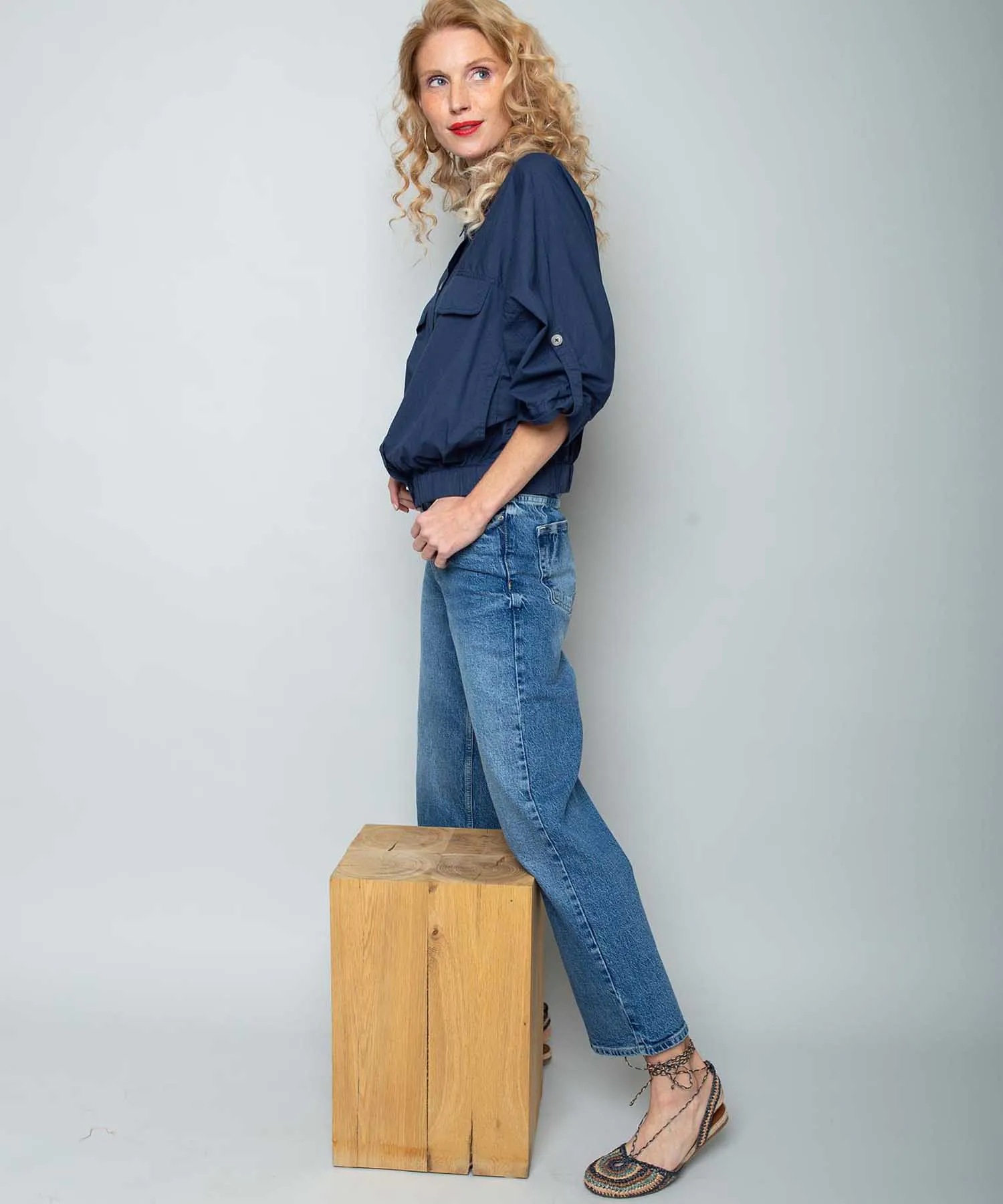 Emily van den Bergh Blusen-Blouson aus Lyocell in Dunkelblau