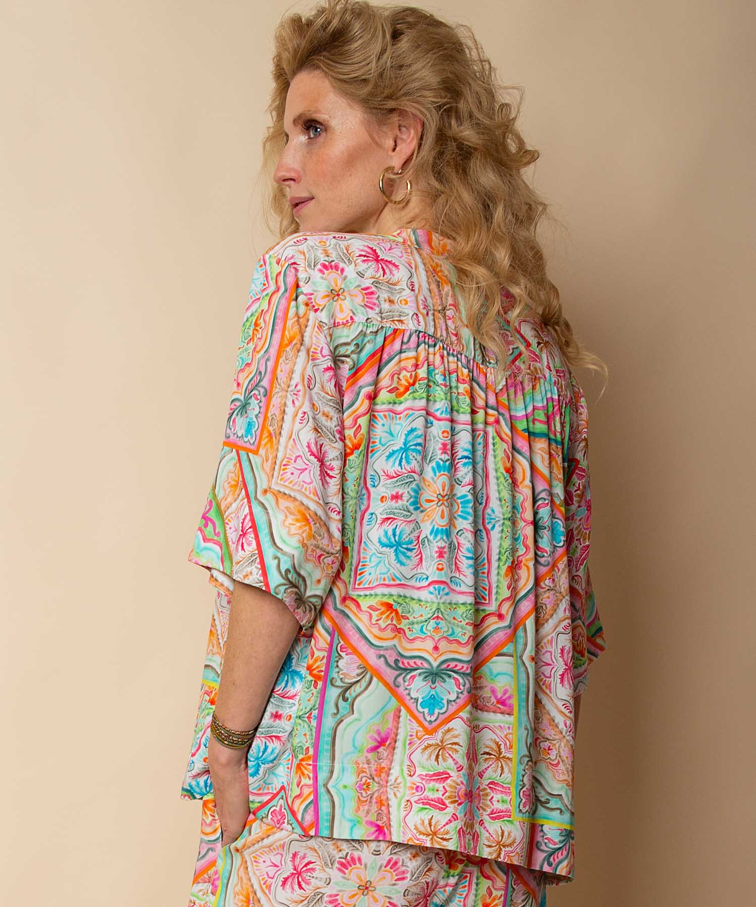 Emily van den Bergh Tunika Bluse aus reiner Viskose mit Multicolour Tuch Print | Modehaus Wörmann