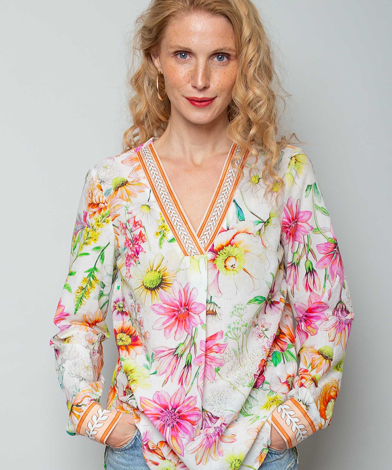 Emily van den Bergh Bluse mit Blumenprint und Bordüre